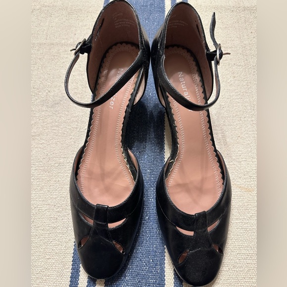 Naturalizer | Shoes | Naturalizer Kitten Heels | Poshmark